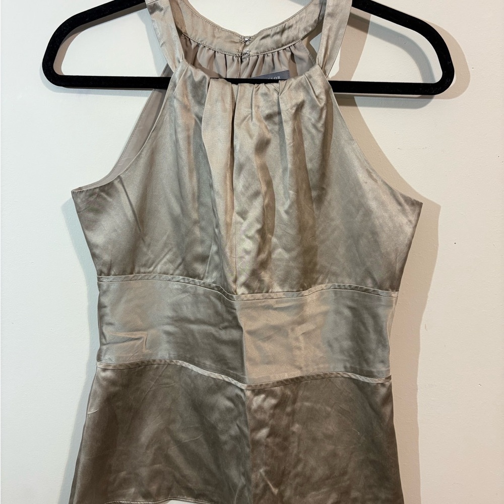 Ann Taylor Women’s size 4 shiny sleeveless silky‎ blouse top champagne color